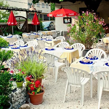 Velden Bacherlwirt Hotel