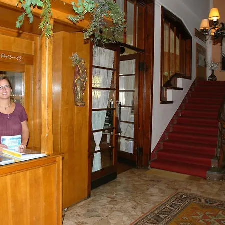 Hotel Velden Bacherlwirt 3*