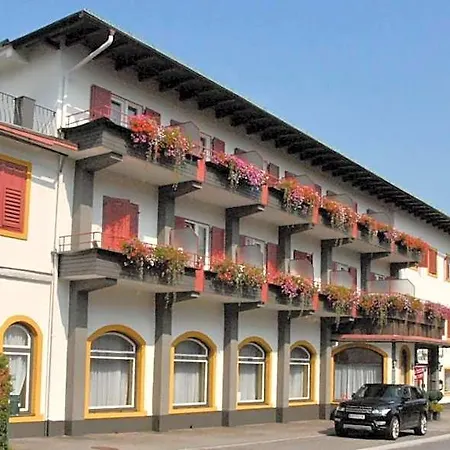 Hotel Velden Bacherlwirt 3*