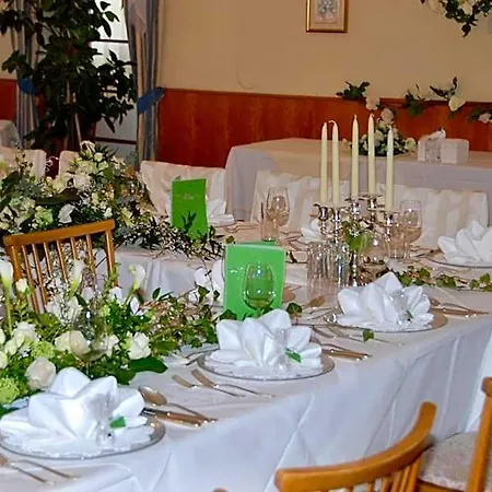 Hotel Velden Bacherlwirt 3*