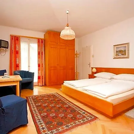 Hotel Velden Bacherlwirt