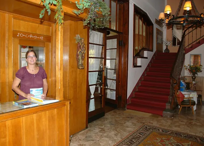 Hotel Velden Bacherlwirt 3*